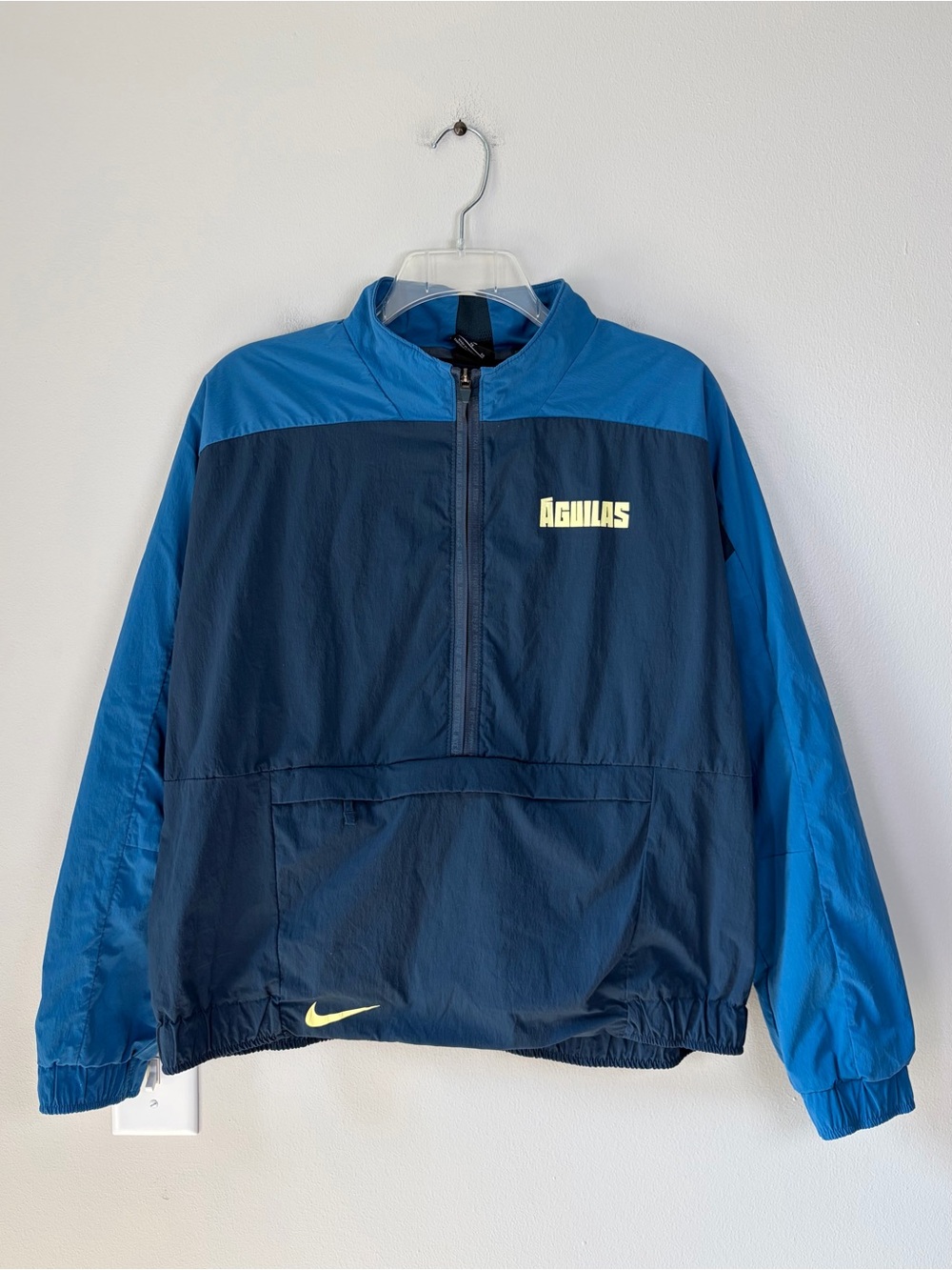 Nike Women’s Club América Aguilas Colorblock Quarter Zip Mid Layer Pullover